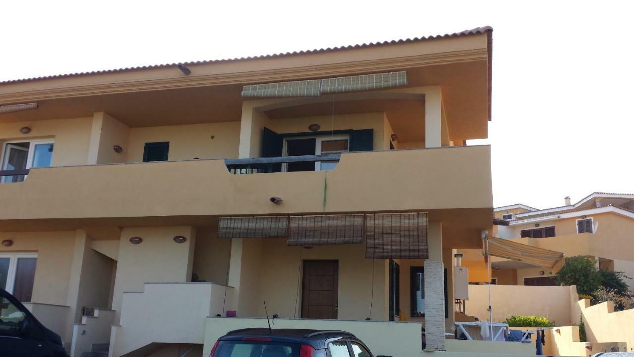 Appartamento Laura Castelsardo Exterior foto